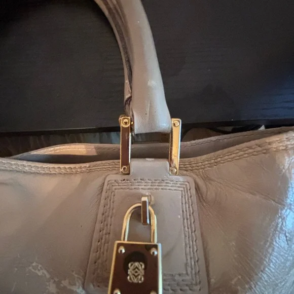 Authentic Vintage LOEWE Anagram Fusta Leather Tote Bag – Metallic Champagne - Picture 7 of 12